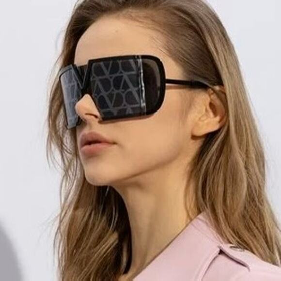 New! VALENTINO Sunglasses V-ROMASK VLS-120D, Authentic